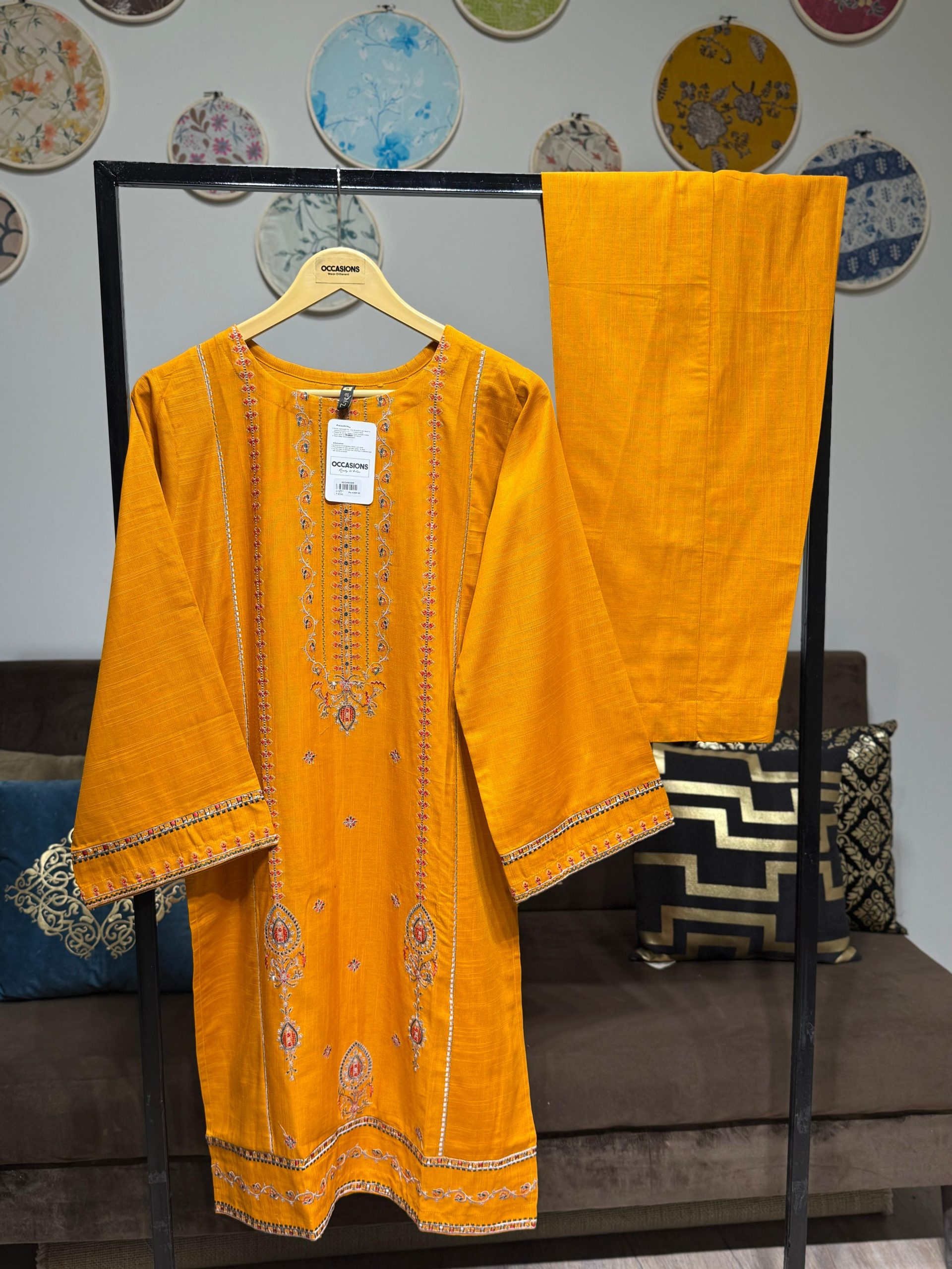 Khadar Embroidered 2-Piece – Yellow