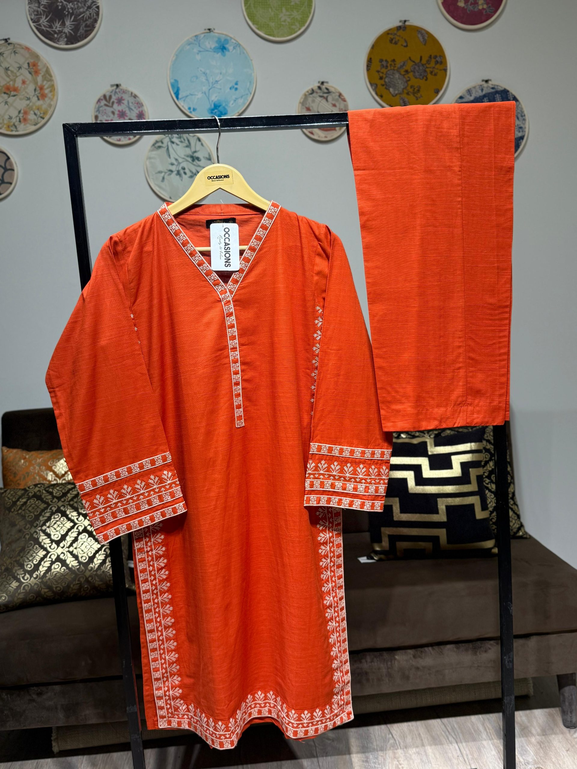 Khadar Embroidered 2-Piece – Red